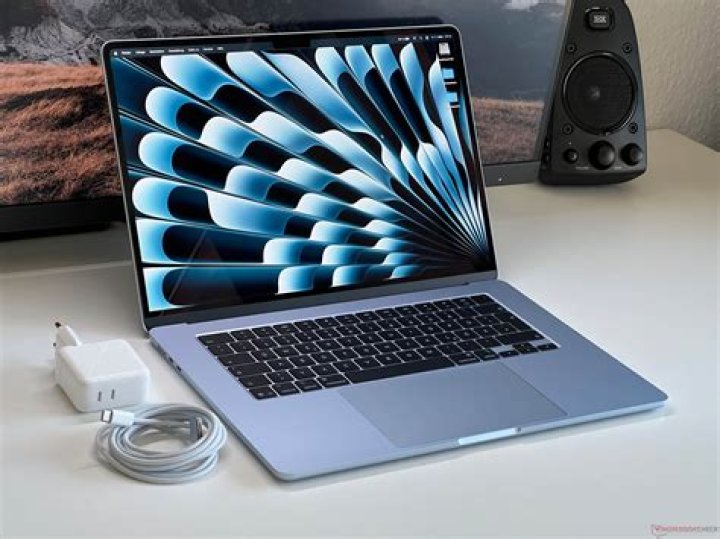 Are MacBook Airs durable? | ContextResponse.com