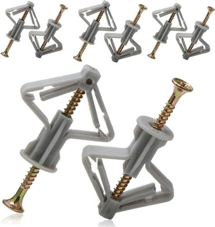 Are wall plugs DC or AC