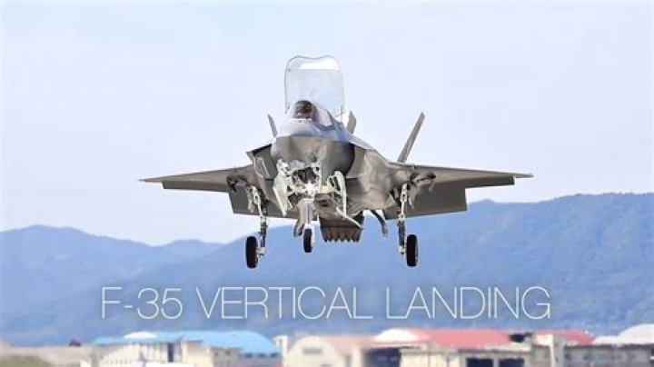 Can F 35 vertical take off?