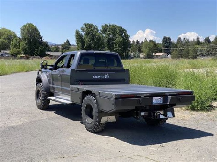 Can I drive my truck with a flat tire?