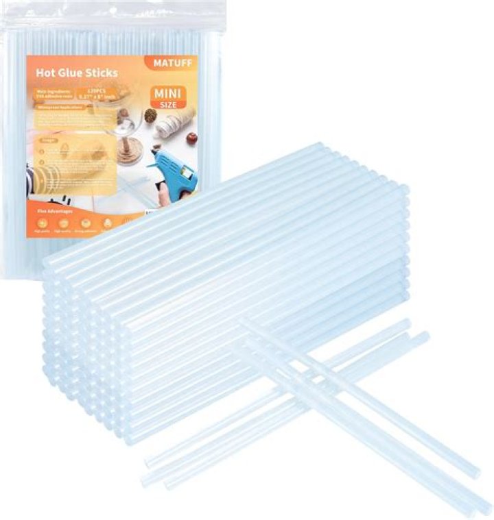 Can I melt glue sticks in the microwave?