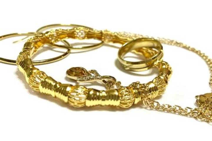 Can you're gold plate jewelry?
