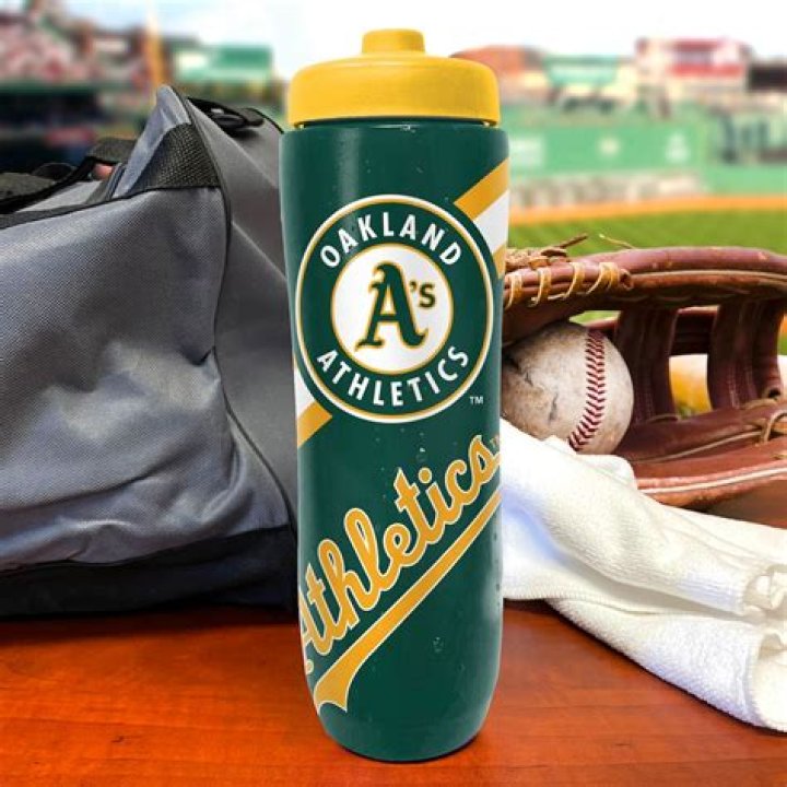 Can you bring water bottles into Oakland Coliseum