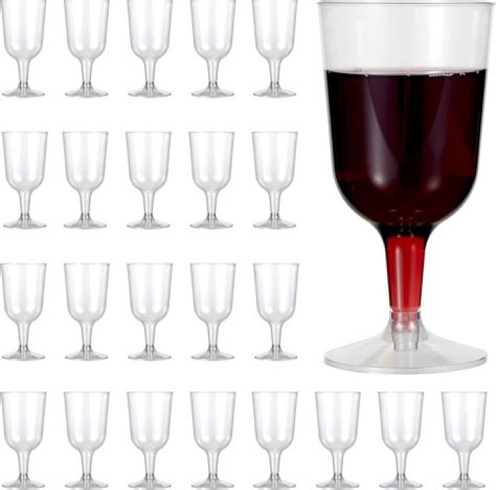 Can you serve wine in plastic cups