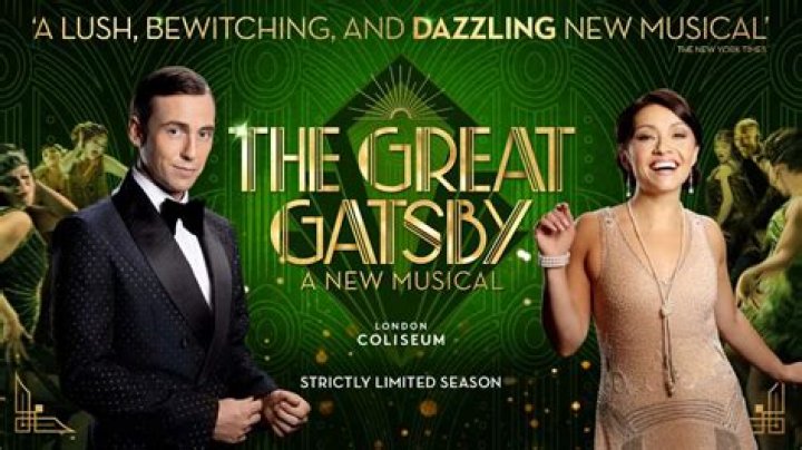 Did Daisy call Gatsby at the end of the movie