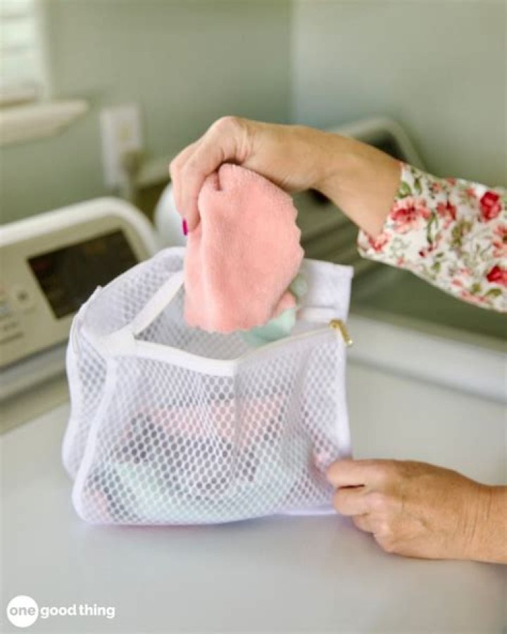 Do mesh laundry bags work?