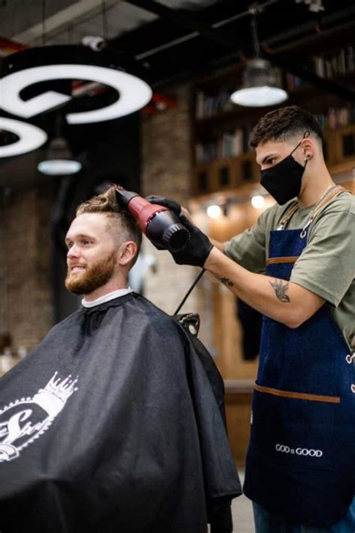 Do you need to go to college to be a barber?