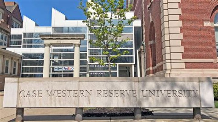 Does Wayne State have early action