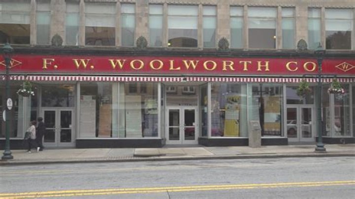 How did FW Woolworth die