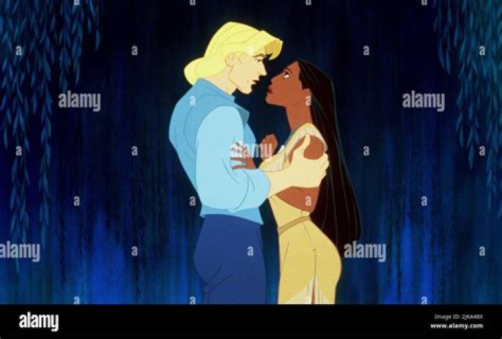 How did Pocahontas save John Smith