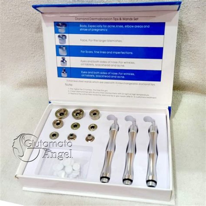 How do you clean a diamond peel tip?