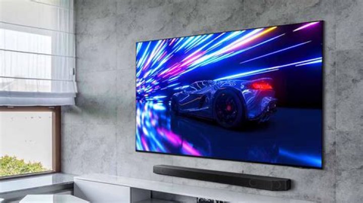 How do you fix a flat screen TV on the wall?
