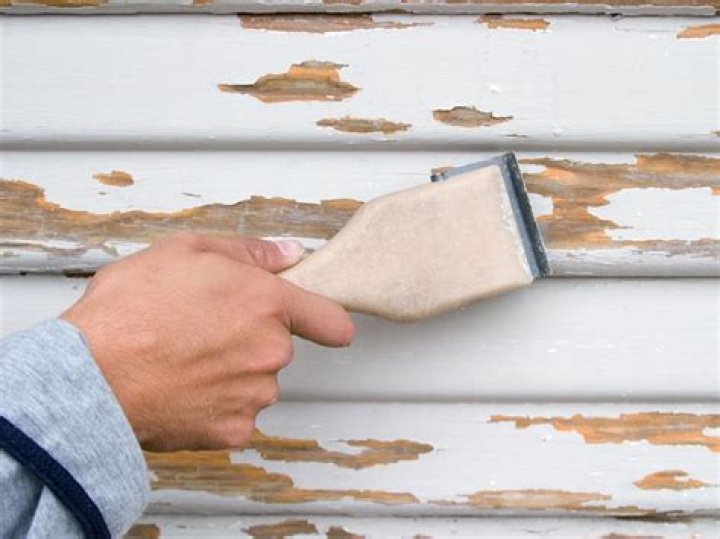 How do you fix peeling paint before painting?