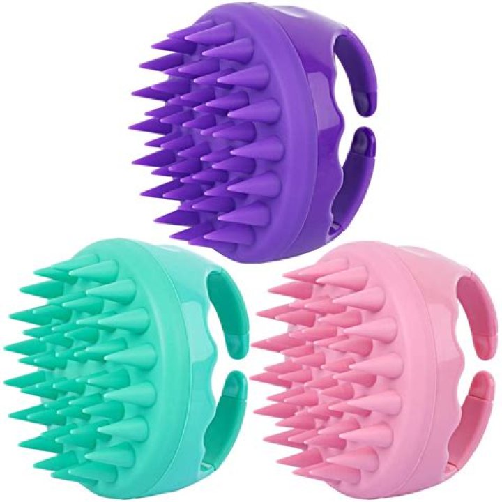How do you use silicone scalp massager?