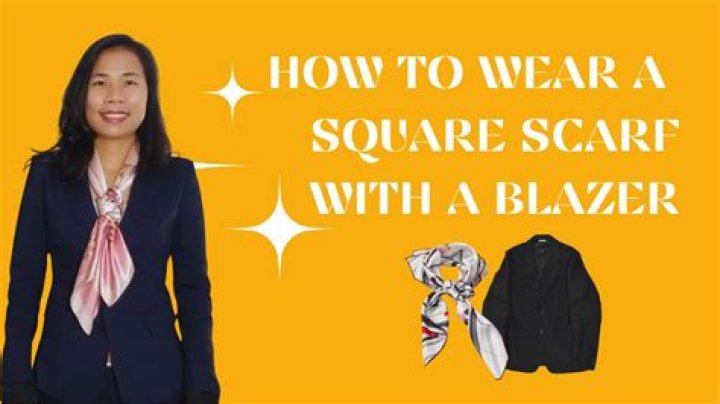 How do you wear a plaid scarf?
