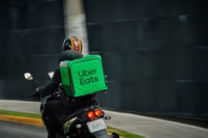 How does UberEATS work for the driver?