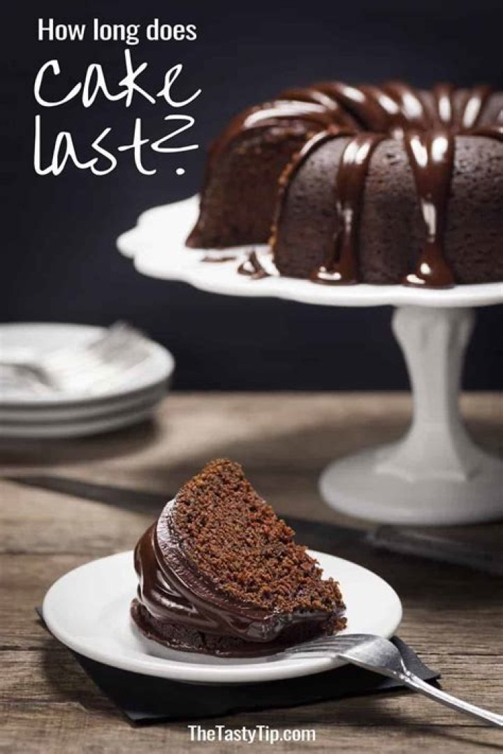 How long can a cake stay fresh?