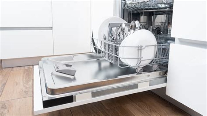 How long should a dishwasher take to wash?