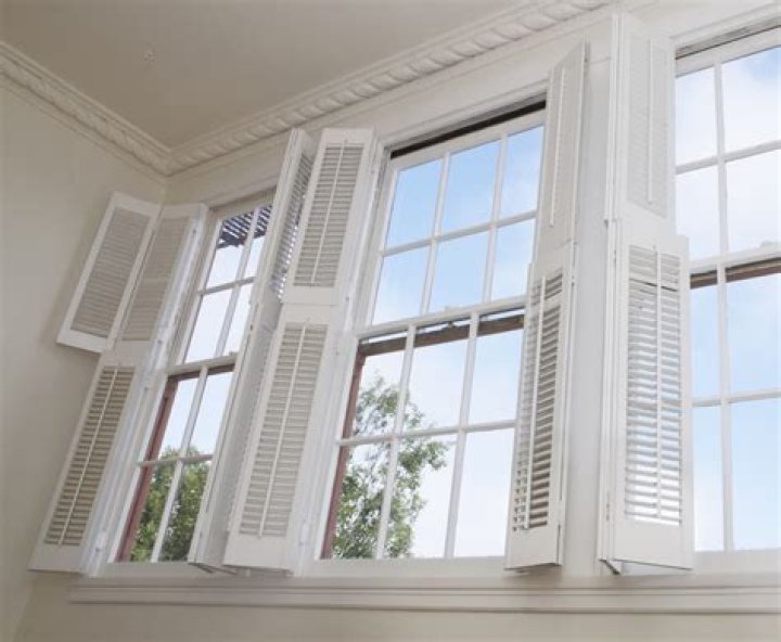 How much do plantation blinds cost