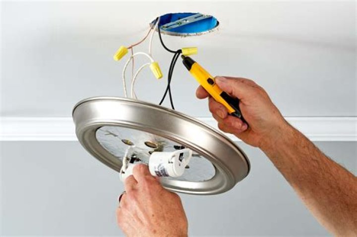 How much does it cost to install a ceiling light?