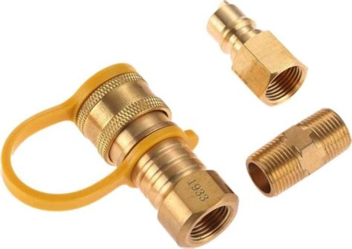 Is it OK to use brass fittings for natural gas?