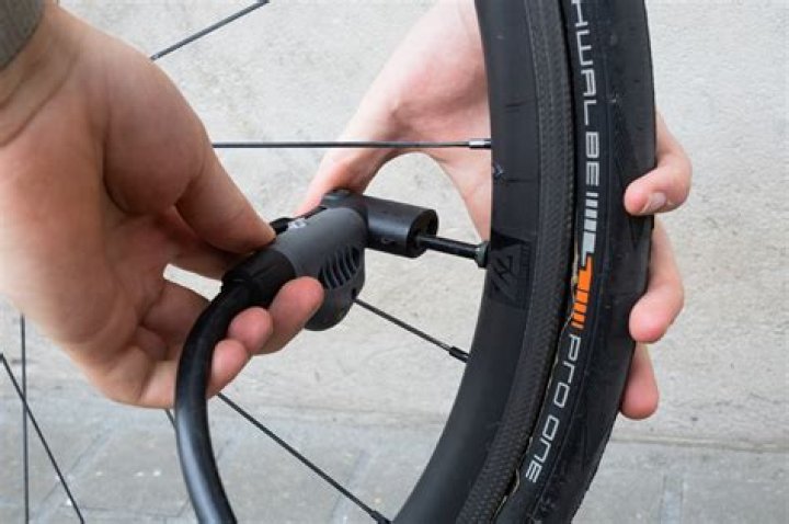 Is putting air in tires free?