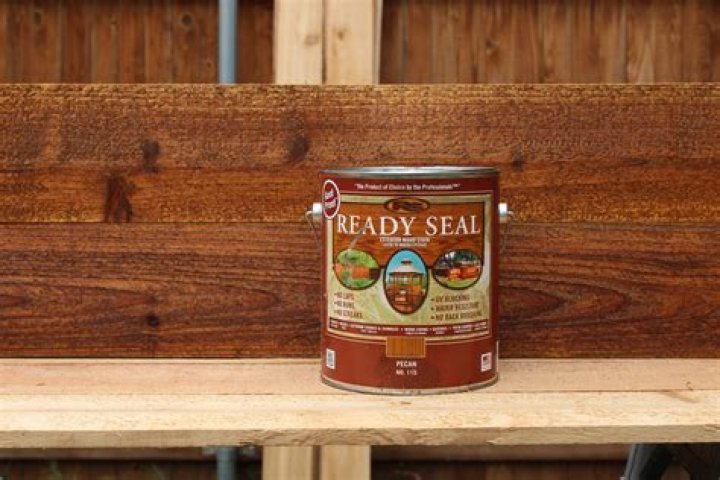 Is ready seal stain oil based