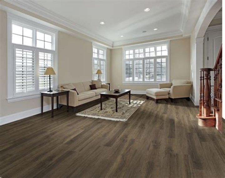 What colors go with brown wood floors
