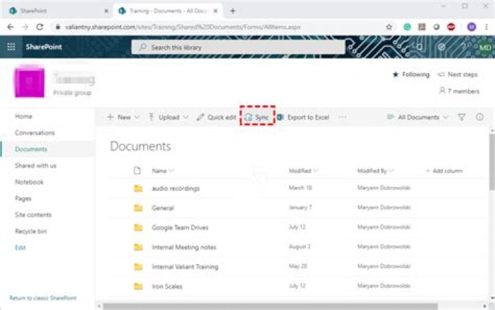 What does it mean to sync a file?
