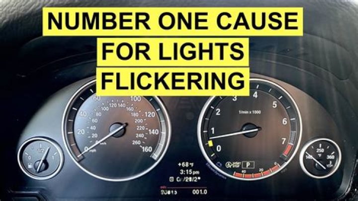 What does it mean when your dash lights flicker