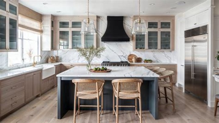 What is a kitchen designer