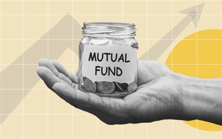 What is fund size in mutual fund?