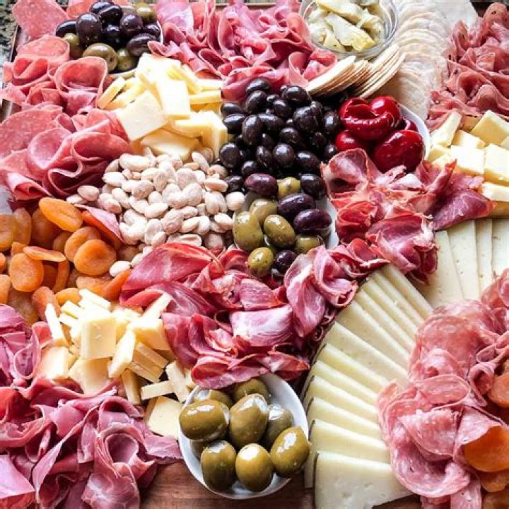 What is salumi plate