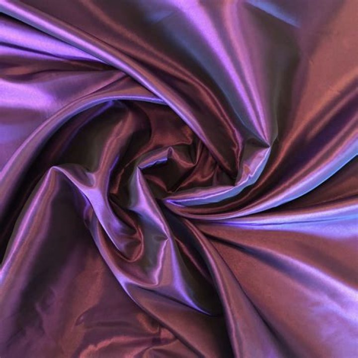 What is taffeta fabric used for