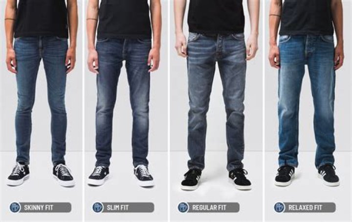 What is the difference between regular and slim fit jeans?