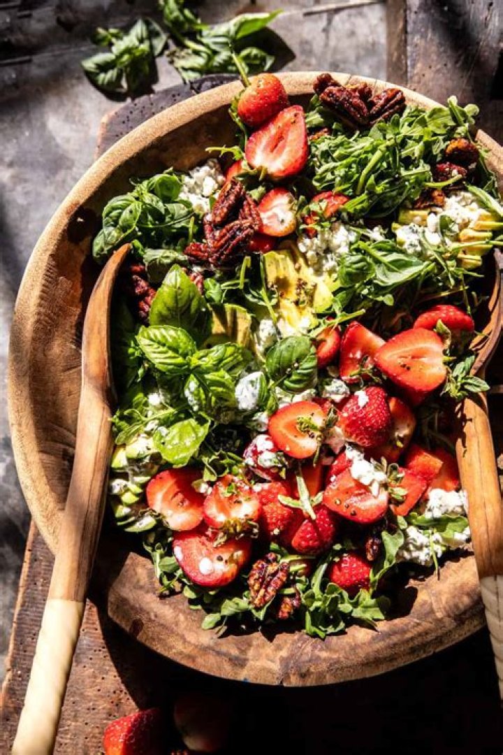 What is the most popular salad at Panera?
