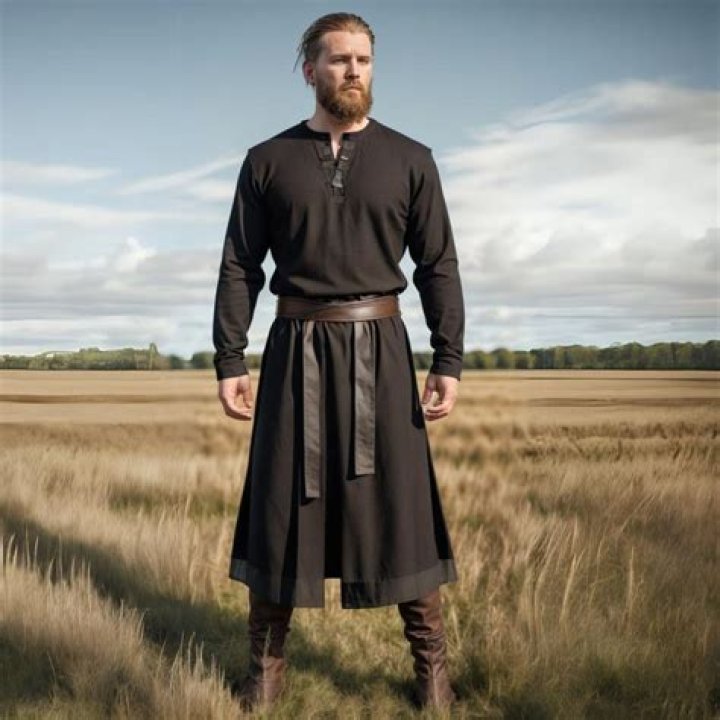 What is the outer tunic