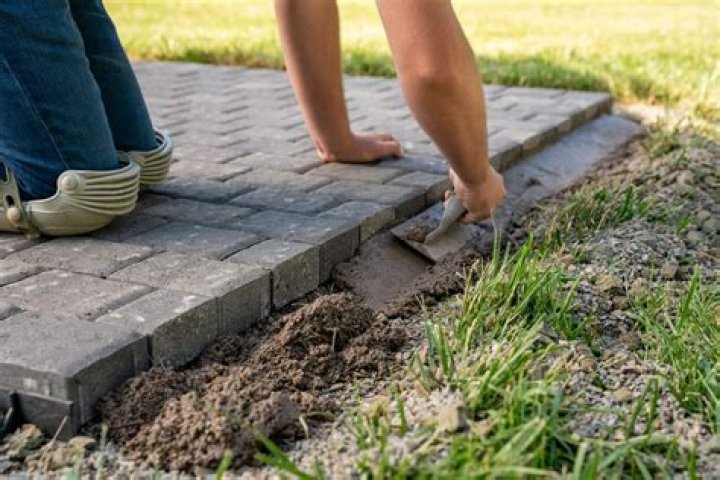 What kind of stone do you use for paver base?