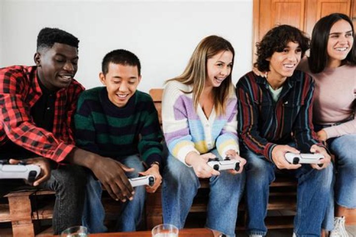 What video games do teenagers play