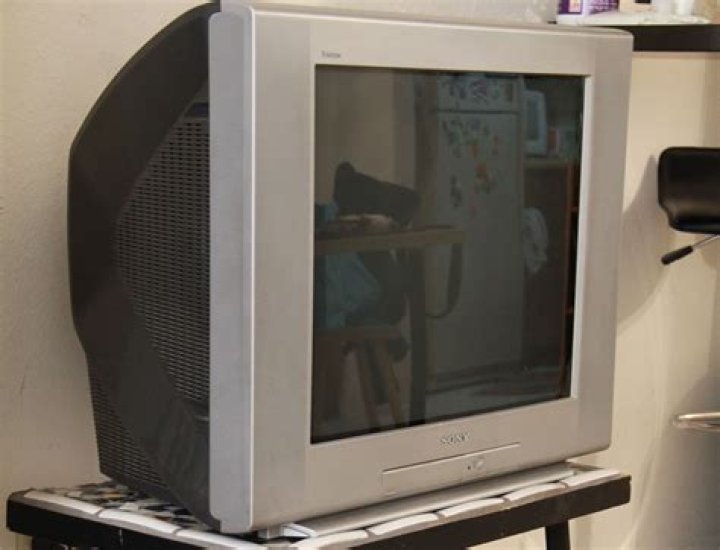 When did flat screen TV come out?