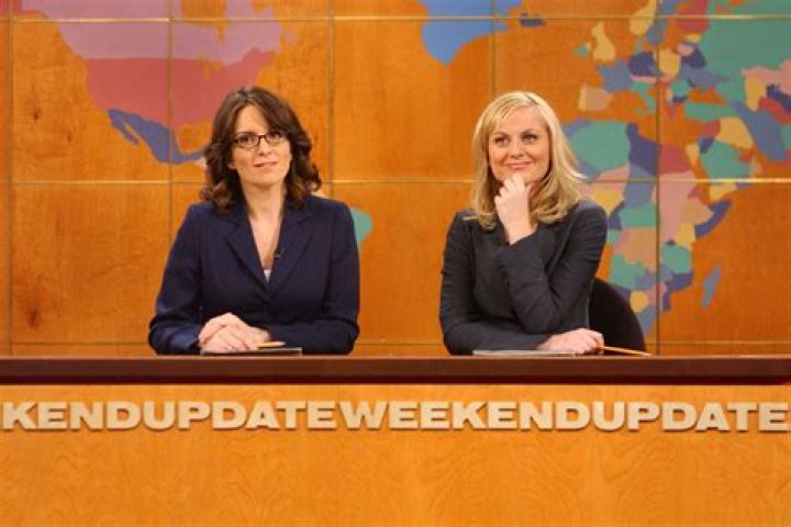 When did Tina Fey host SNL