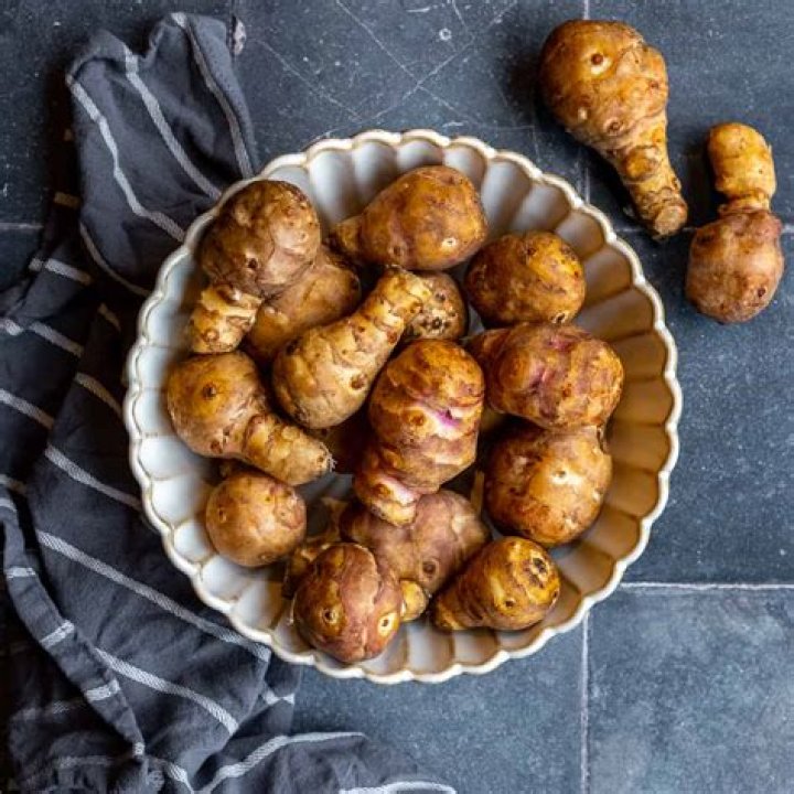 When should I plant Jerusalem artichokes?