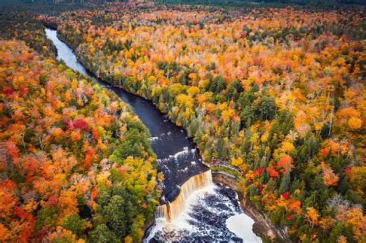 Where are the best fall colors in Michigan