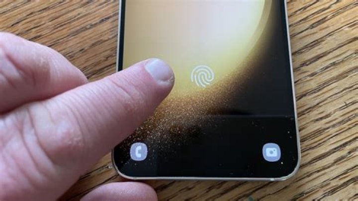 Where is the fingerprint scanner on the note 8?