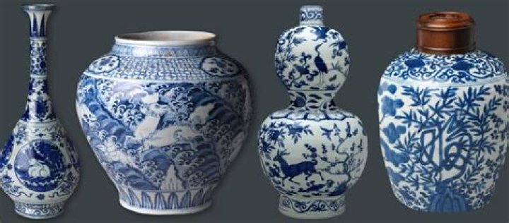 Who did China trade porcelain with