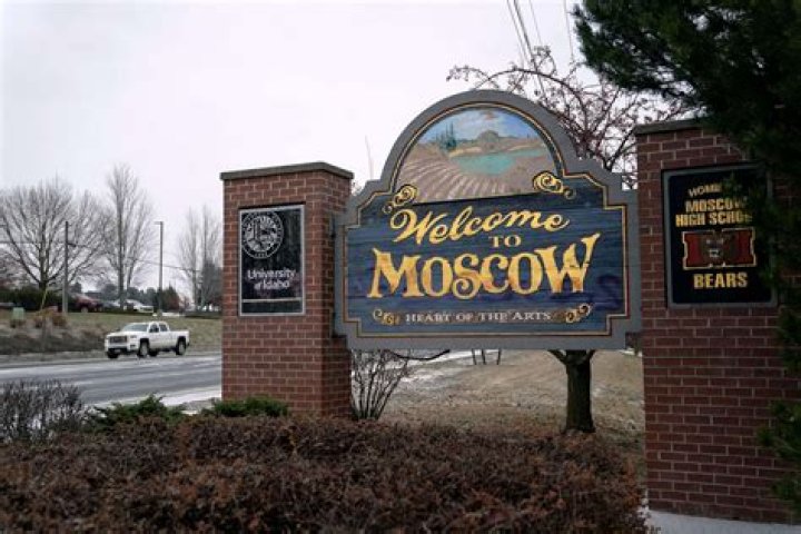 Who owns the Moscow Times?