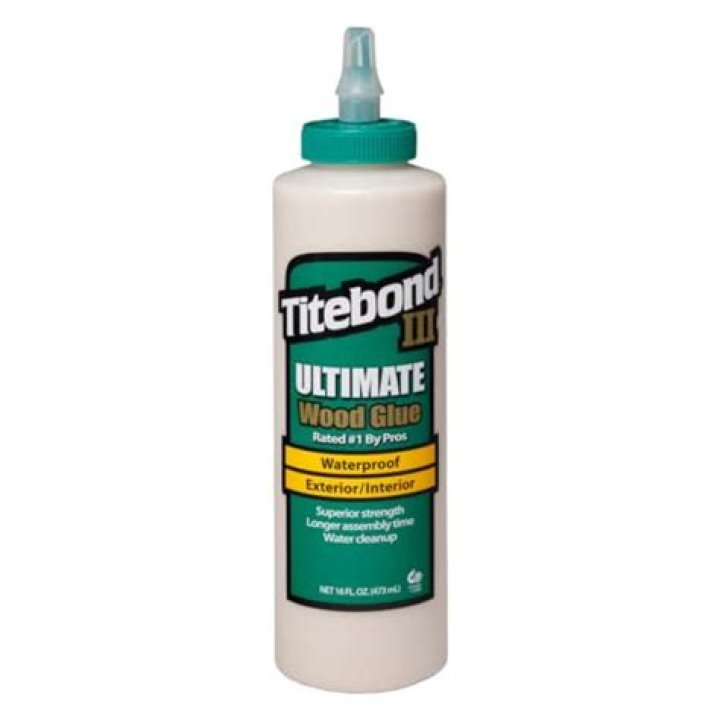 Will Wood glue bond to plastic?